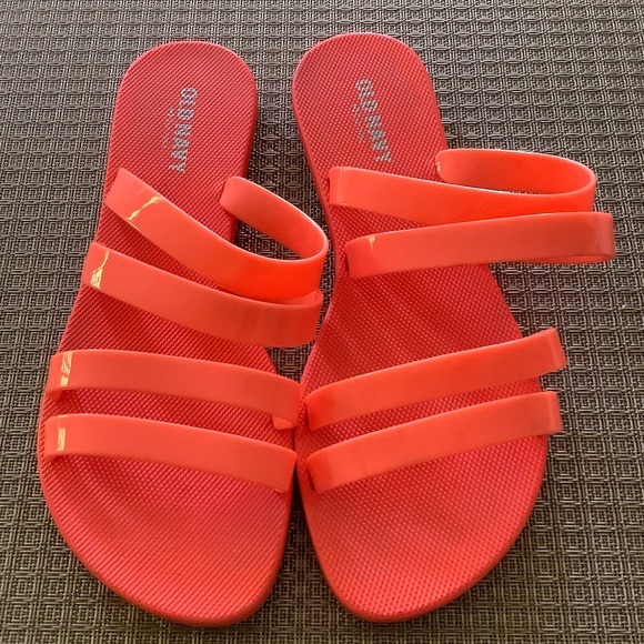 🔥Old Navy Sandals - Picture 2 of 8